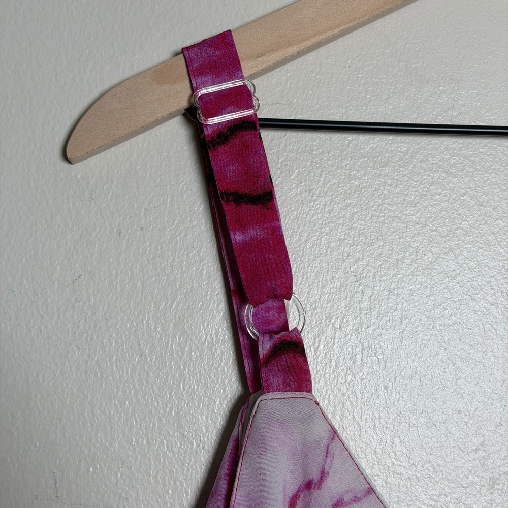 Unique Spectrum Womens Tank Top 3X Pink Tie Dye Sharkbite Hem V-Neck Adjustable - Picture 7 of 7
